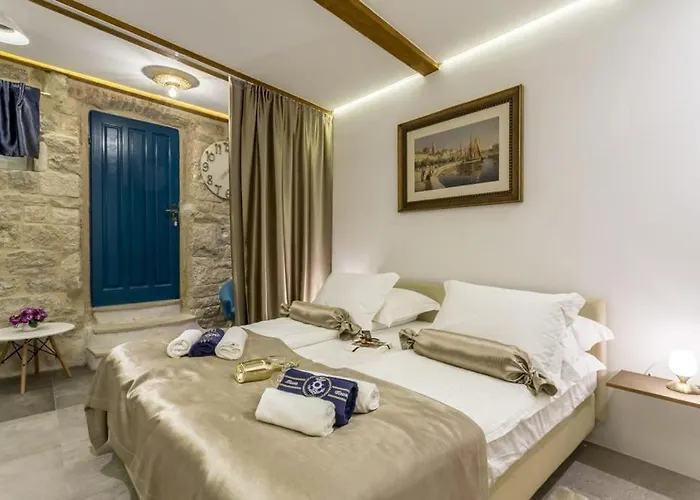 Bernardini - Center Split