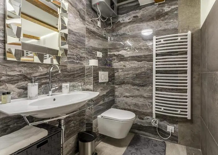 Bernardini - Center *